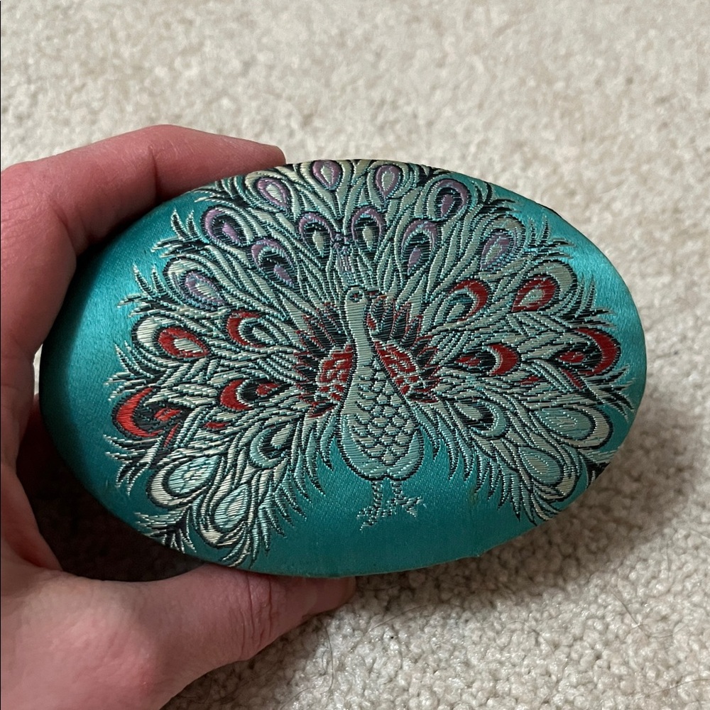Vintage Peacock Embroidered Teal and Black Jewelry Box - Picture 2 of 4